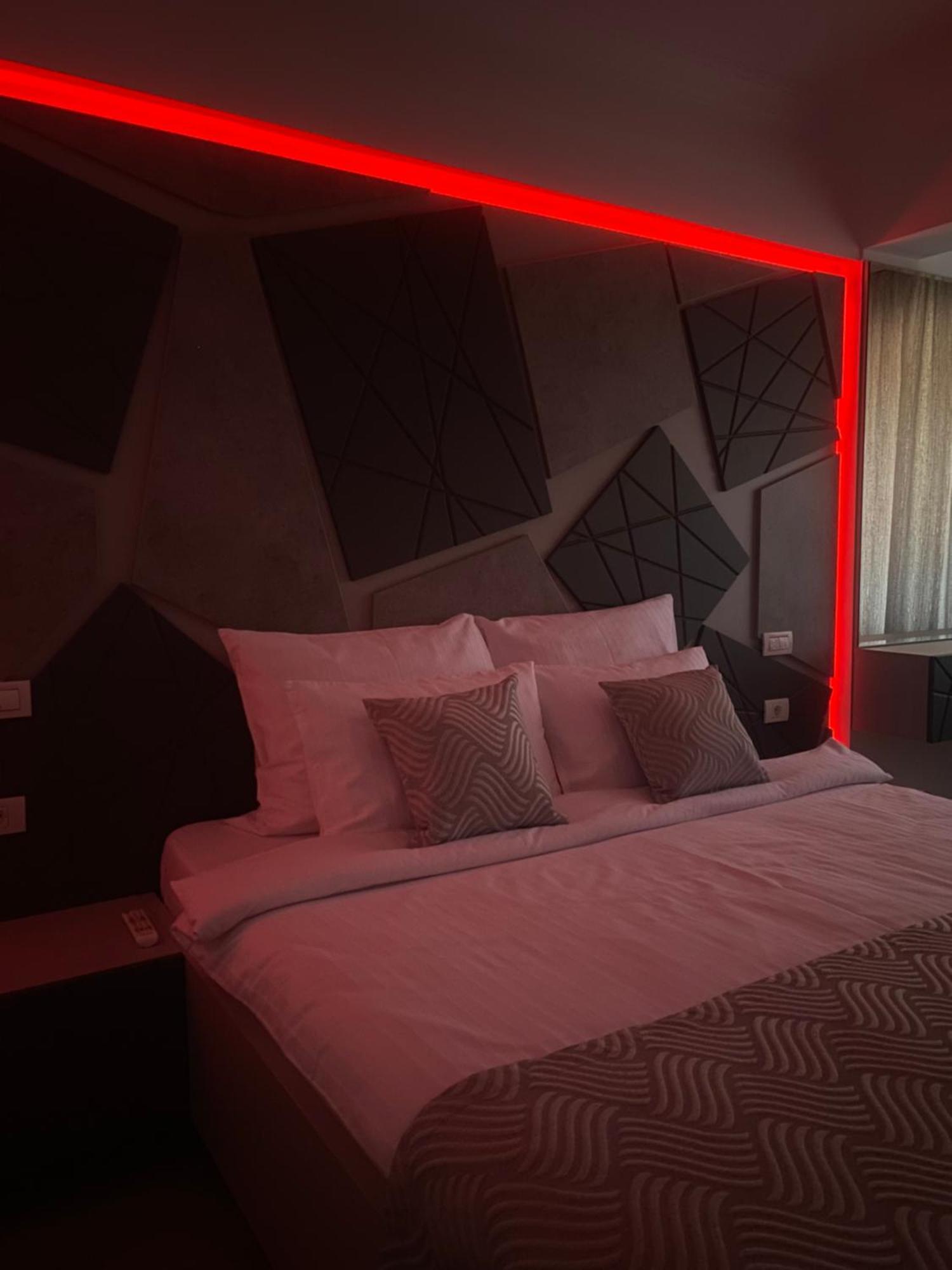 Elegant Suite - Titan Park Bukurešť Exteriér fotografie